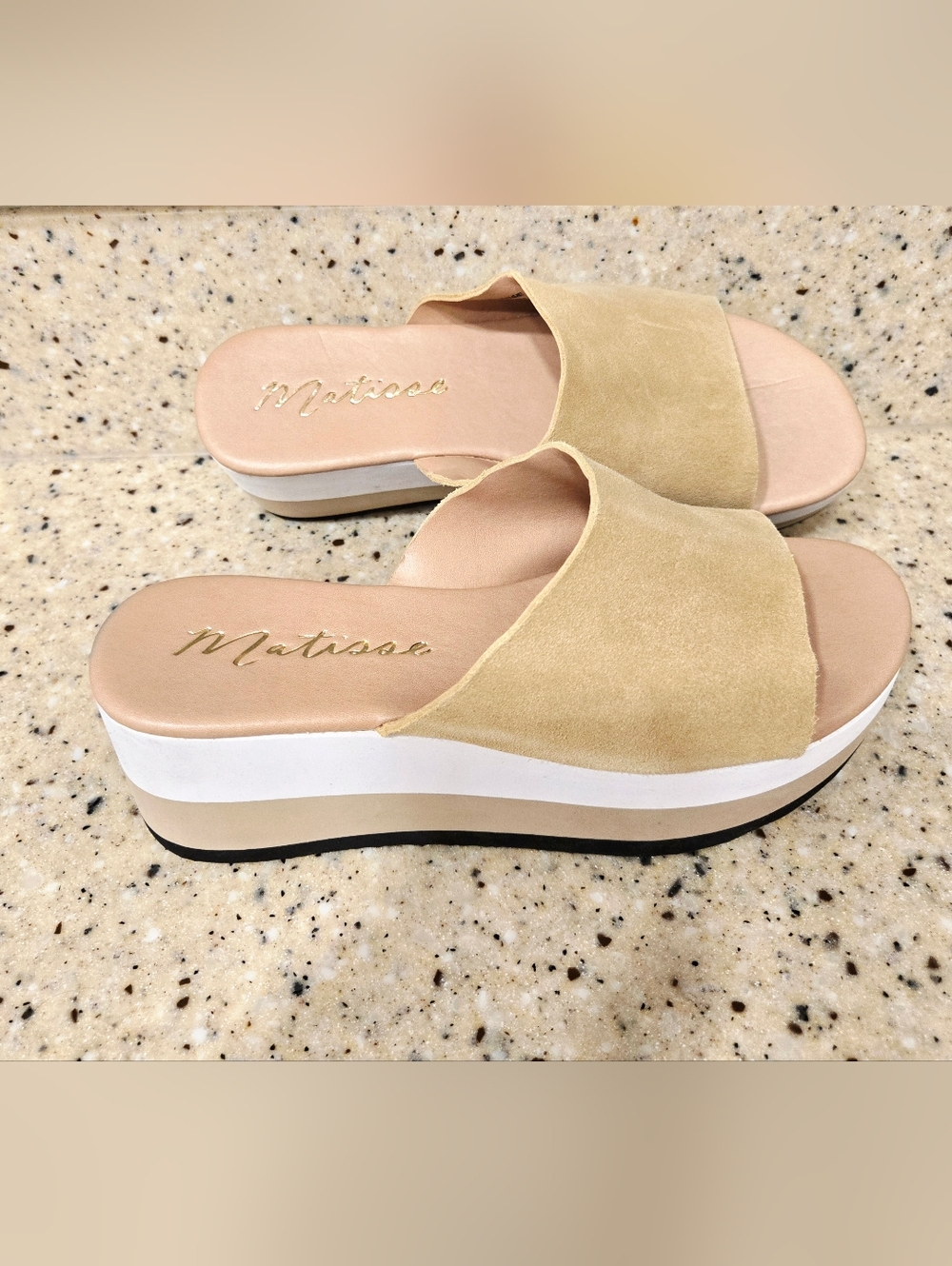 Matisse Camel And White Platform Slides